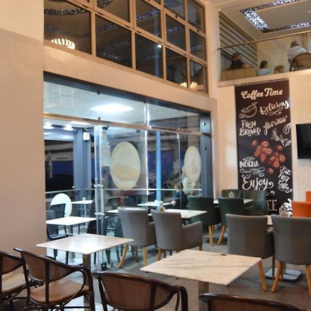 Hotel Zahrat Souss -อิเนซเกน ภายนอก รูปภาพ