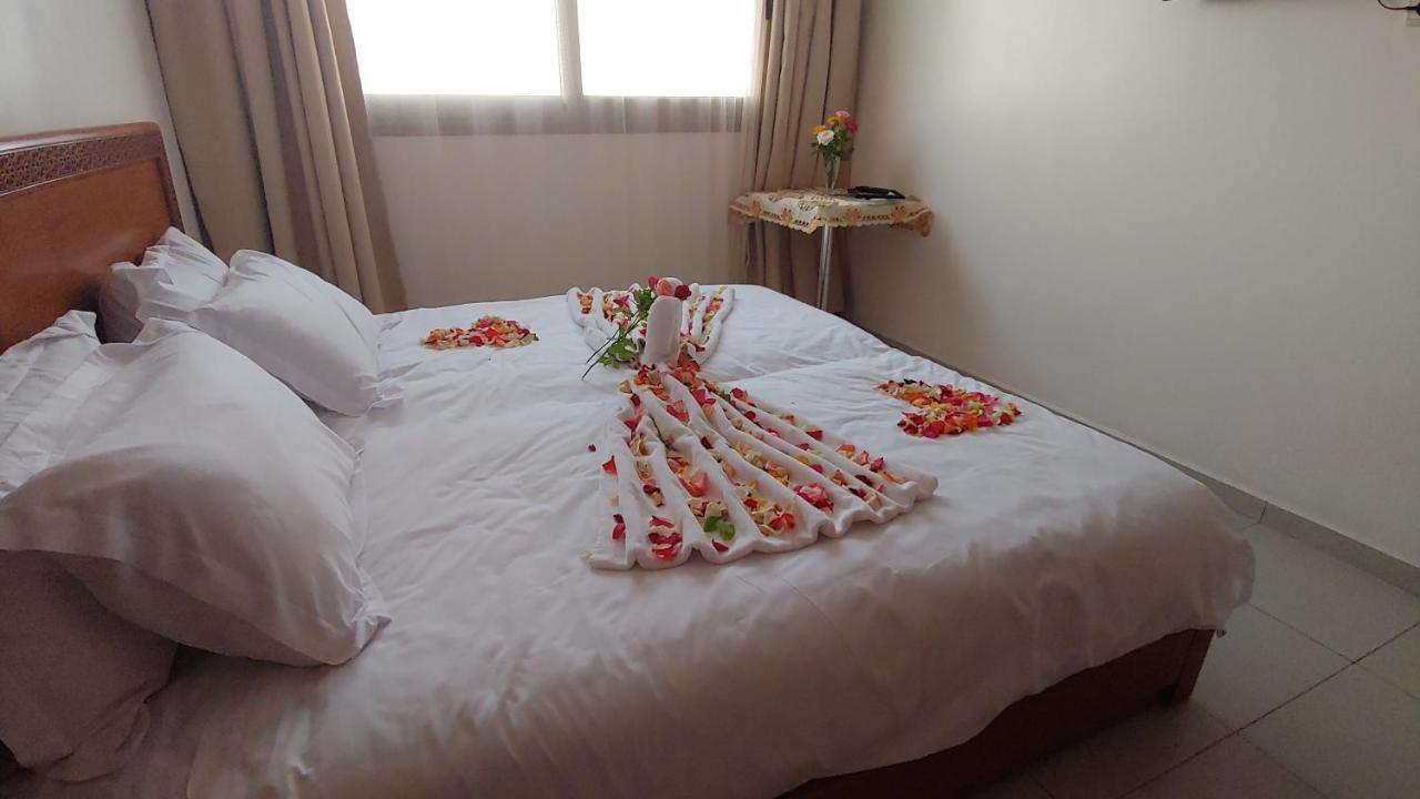Hotel Zahrat Souss -อิเนซเกน ภายนอก รูปภาพ