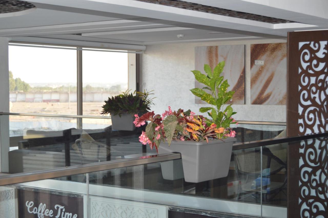 Hotel Zahrat Souss -อิเนซเกน ภายนอก รูปภาพ