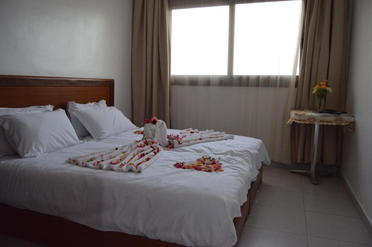 Hotel Zahrat Souss -อิเนซเกน ภายนอก รูปภาพ