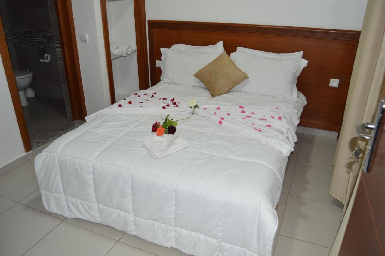 Hotel Zahrat Souss -อิเนซเกน ภายนอก รูปภาพ